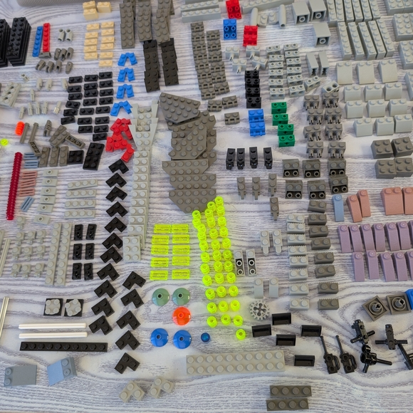 Assorted Building Blocks Set - Picture 7 of 12